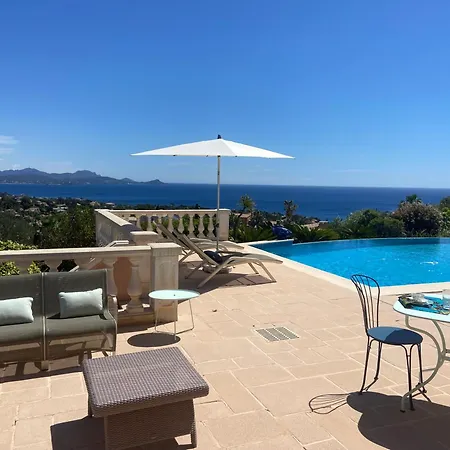 Homestay D'hote, Vue Exceptionnelle, A 5 Minutes De La Roquebrune-sur-Argens